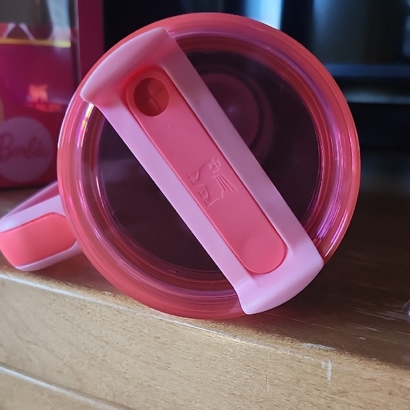 Stanley Barbie Pink Insulated 40oz Tumbler - Picture 5 of 5